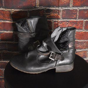 SO Dark Gray Short Boot